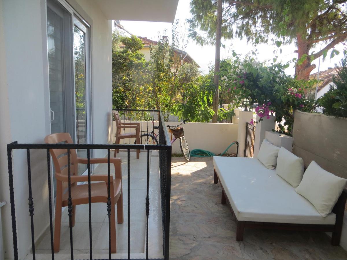 Villasevval-sleeps8-pool-bbq-ac-neartown Villa *